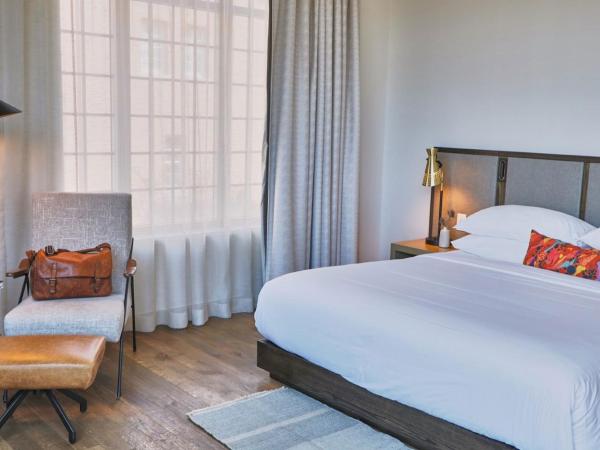 The Alida, Savannah, a Tribute Portfolio Hotel : photo 3 de la chambre suite studio lit king-size - côté rivière