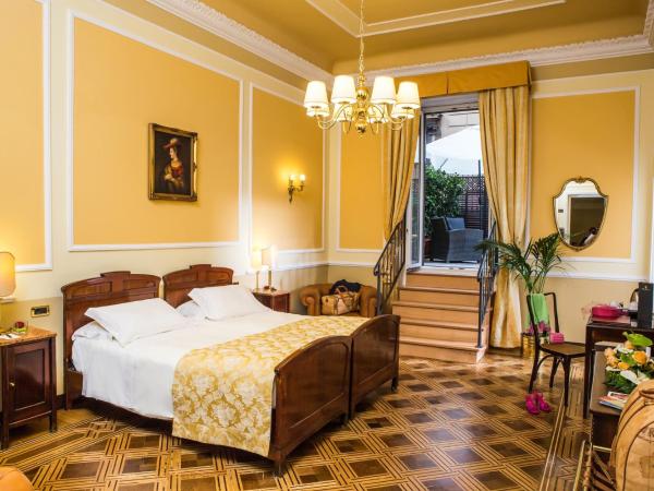 Hotel Bristol Palace : photo 1 de la chambre suite junior avec terrasse