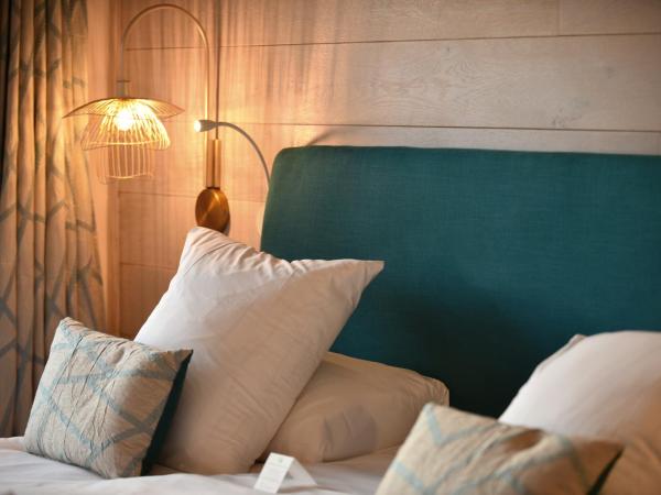 Hôtel Alivi Di Santa Giulia : photo 7 de la chambre chambre double - vue sur montagne