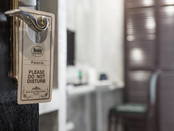 Buddy Boutique Inn : photo 8 de la chambre chambre lit king-size standard sans fenêtre