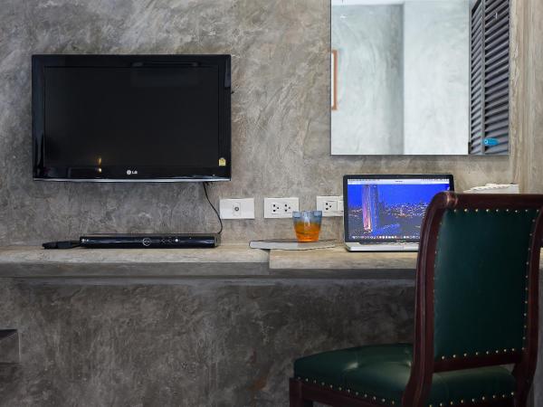 Buddy Boutique Inn : photo 7 de la chambre chambre lit king-size standard sans fenêtre