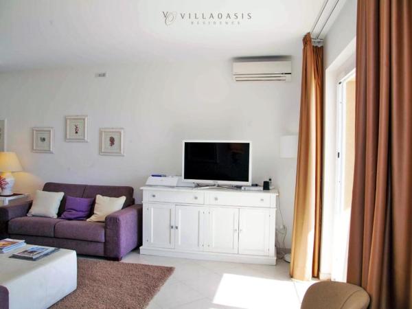 Taormina Villa Oasis Residence : photo 8 de la chambre suite penthouse avec jacuzzi extérieur