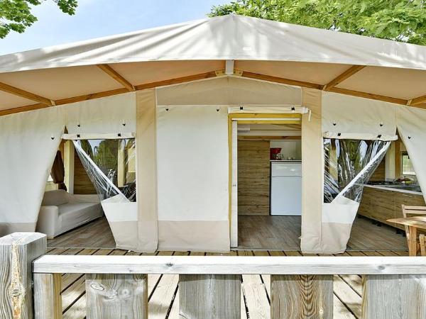 Polidor Glamping Resort : photo 8 de la chambre bungalow 2 chambres