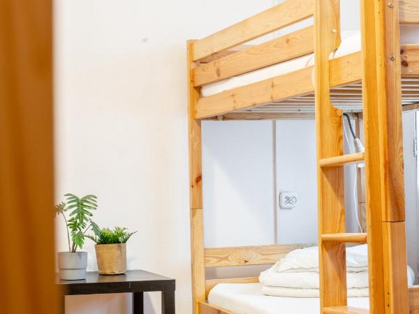 Target Hostel : photo 1 de la chambre lit dans dortoir 6 lits