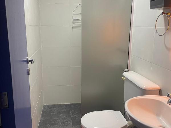 Andino BnB : photo 5 de la chambre chambre double ou lits jumeaux avec salle de bains privative