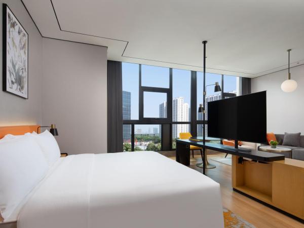 Hilton Garden Inn Hangzhou Xiaoshan : photo 5 de la chambre chambre lit king-size deluxe