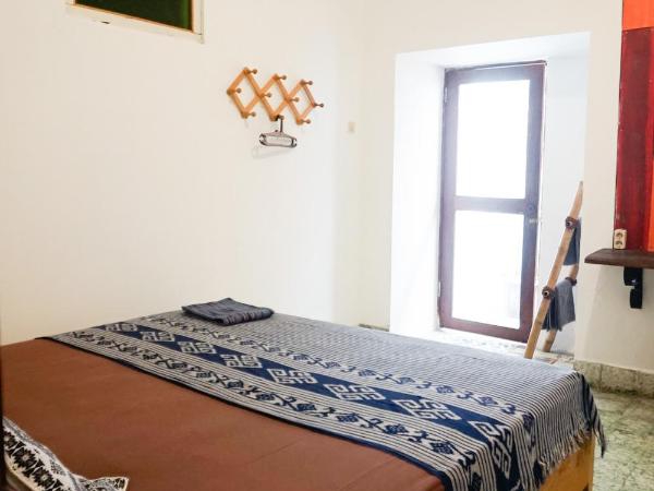Good Karma Yogyakarta : photo 7 de la chambre chambre double avec salle de bains privative