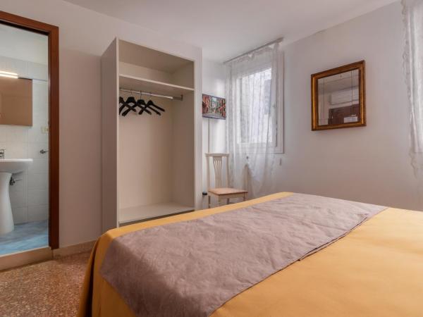 Hotel Casa Boccassini : photo 9 de la chambre chambre familiale standard