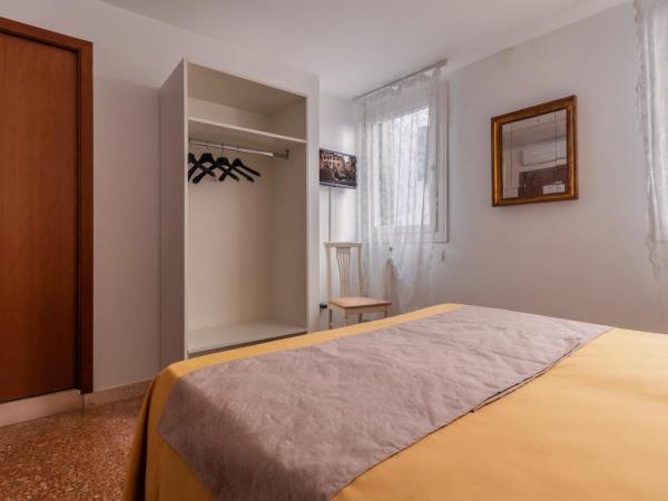 Hotel Casa Boccassini : photo 8 de la chambre chambre familiale standard