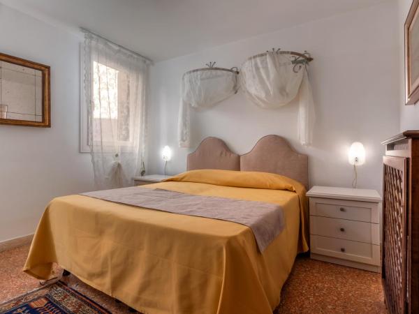 Hotel Casa Boccassini : photo 6 de la chambre chambre familiale standard