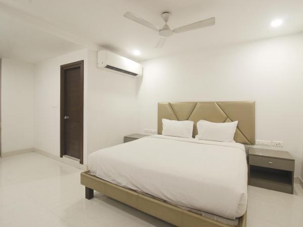 Hotel SSR GRAND : photo 7 de la chambre chambre lit king-size deluxe