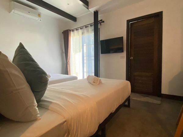 The Eight Ratvithi House : photo 1 de la chambre chambre lits jumeaux standard