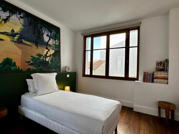 Maison MAÏTÉ, au coeur de Biarritz : photo 5 de la chambre chambre triple deluxe