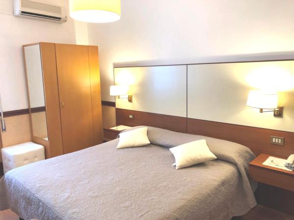 Hotel Signa : photo 9 de la chambre chambre double ou lits jumeaux avec vue