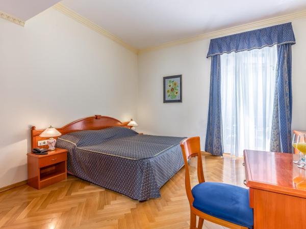 Hotel Galeb : photo 5 de la chambre chambre double avec balcon