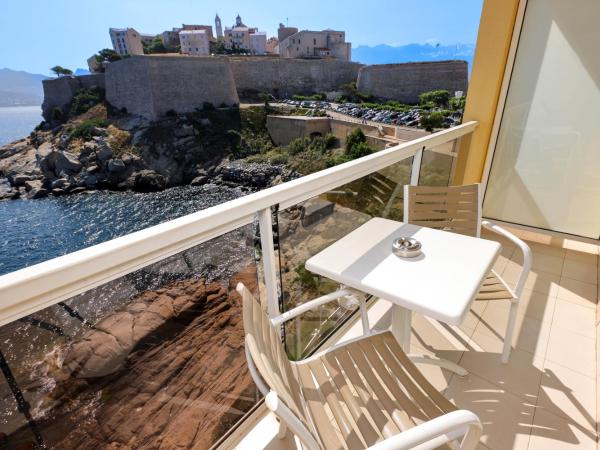 Hotel Saint Christophe : photo 3 de la chambre chambre double standard - vue directe sur mer