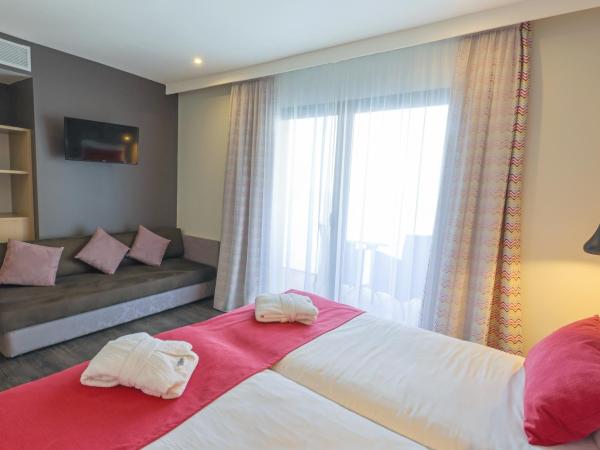 Hotel Saint Christophe : photo 2 de la chambre superior triple room with sea view - front sea view