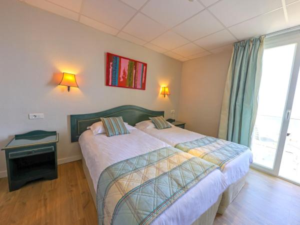 Hotel Saint Christophe : photo 4 de la chambre standard twin room with sea view - front sea view