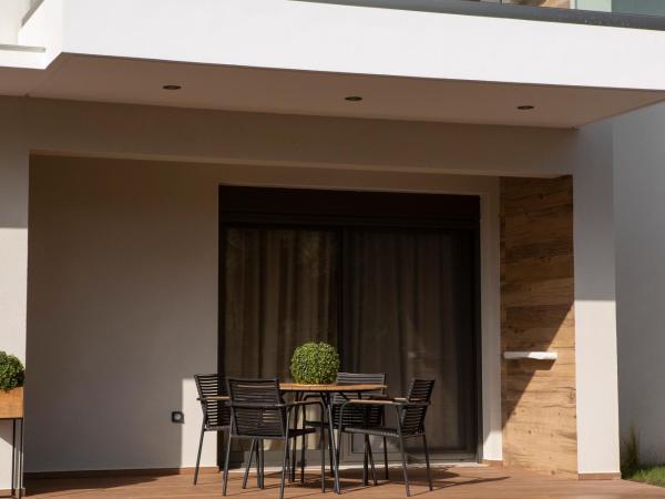 ELFAM CITY SUITES : photo 3 de la chambre suite deluxe avec lit king-size