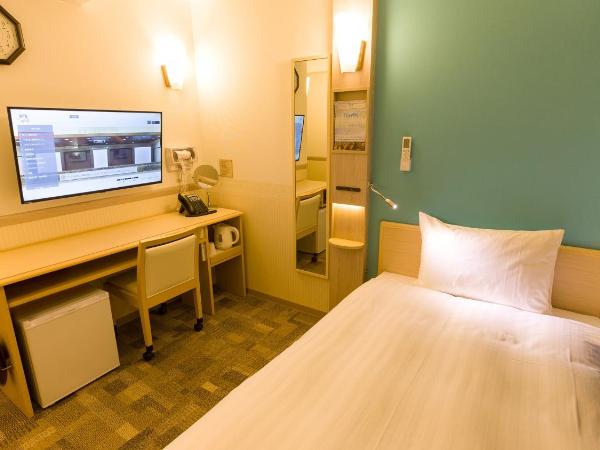 Toyoko Inn Kobe Sannomiya eki Shiyakusho Mae : photo 6 de la chambre chambre simple - fumeurs