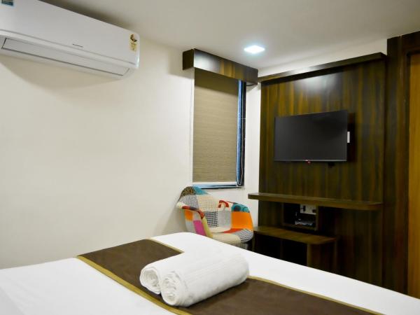 Hotel Royal Ican Sindhu Bhavan Road : photo 6 de la chambre chambre double deluxe