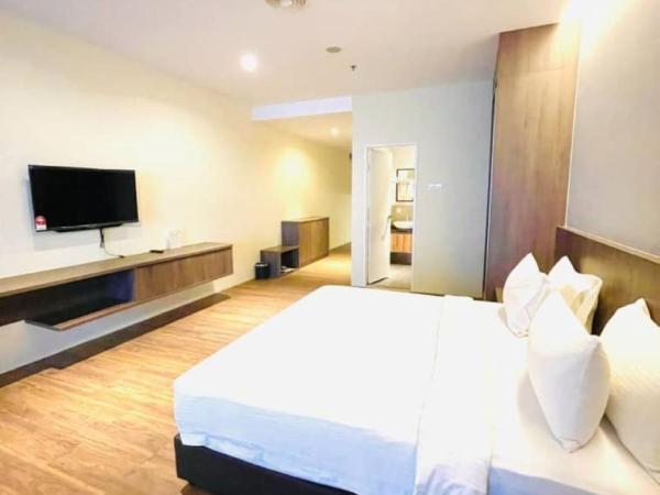 Imperial Regency Suites & Kuala Lumpur : photo 6 de la chambre suite deluxe avec lit king-size