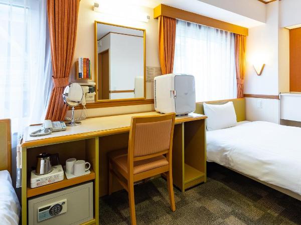 Toyoko Inn Fukuoka Tenjin : photo 3 de la chambre chambre lits jumeaux accessible aux personnes à mobilité réduite - non-fumeurs