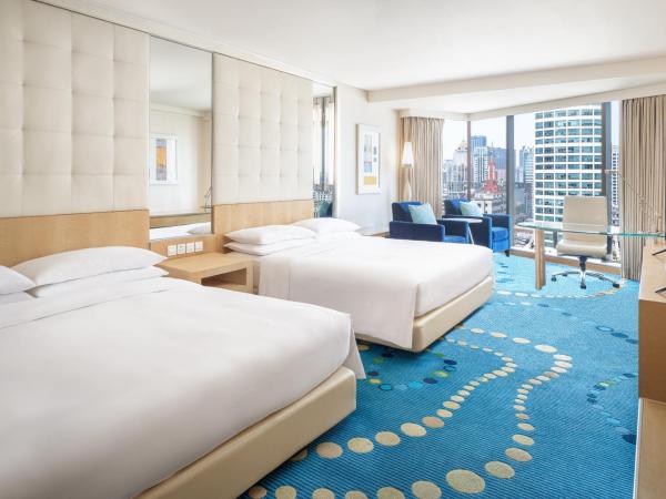 Renaissance Shanghai Yu Garden Hotel on the Bund : photo 1 de la chambre chambre familiale supérieure