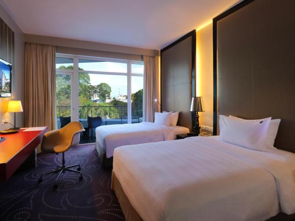 Hard Rock Hotel Pattaya : photo 2 de la chambre chambre double ou lits jumeaux deluxe - vue sur ville 