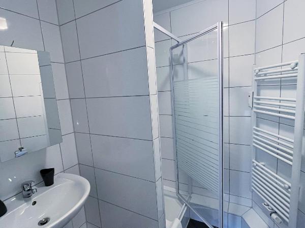 Restaurant Donau : photo 2 de la chambre chambre simple avec salle de bains