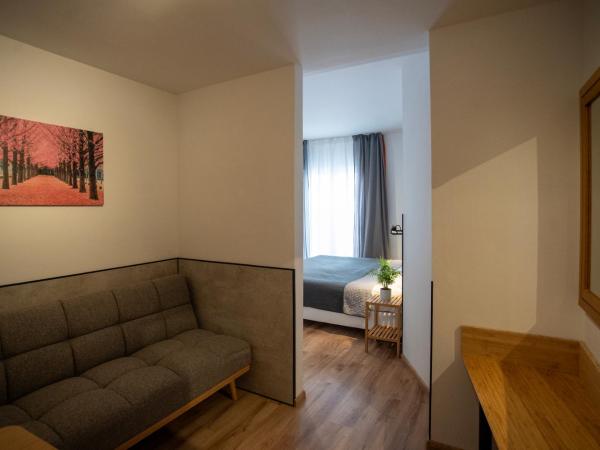 Hotel Ridomar 365 : photo 6 de la chambre chambre triple (3 adultes)