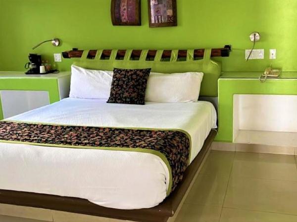 Seven Crown Express & Suites by Kavia : photo 1 de la chambre chambre double supérieure