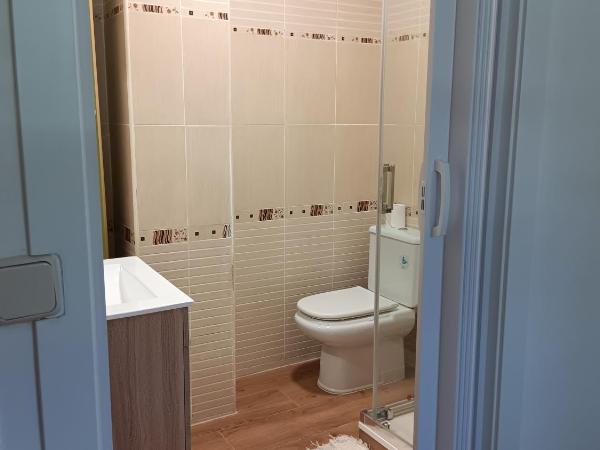 El Colmenar Habitaciones : photo 4 de la chambre chambre double avec salle de bains privative