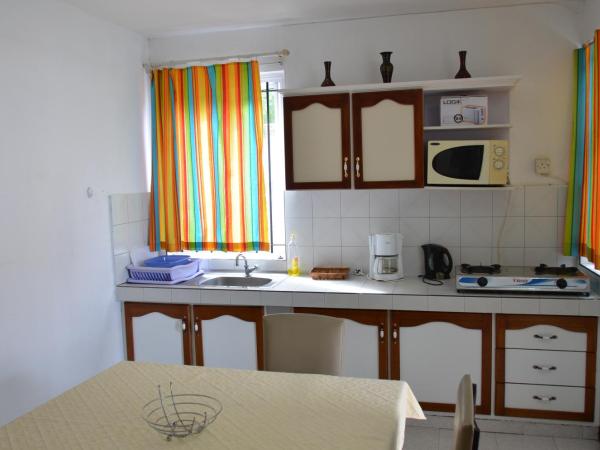 Les Gentilhommieres Guest House : photo 6 de la chambre studio