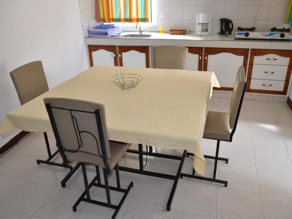 Les Gentilhommieres Guest House : photo 7 de la chambre studio