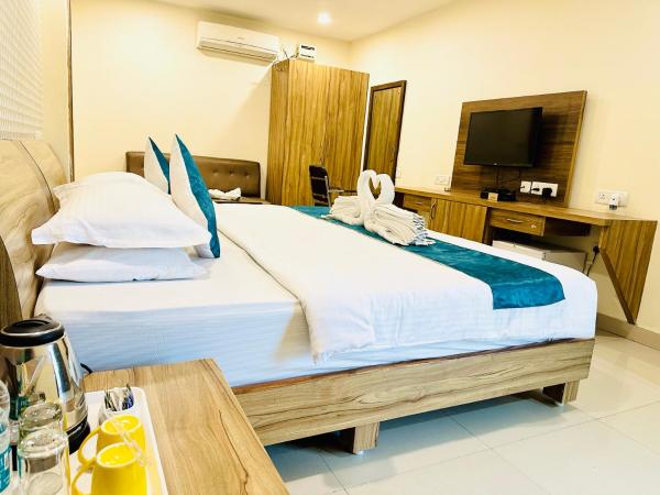 The Landmark Banjara Hills - Hyderabad : photo 6 de la chambre chambre familiale avec douche