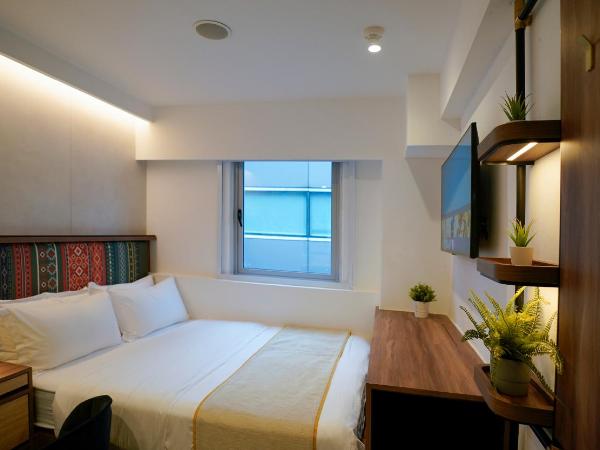 ST Signature Bugis Middle : photo 1 de la chambre cabin m, window, private bathroom