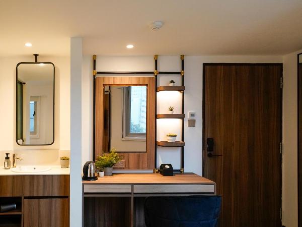 ST Signature Bugis Middle : photo 9 de la chambre cabin m, executive, window, private bathroom