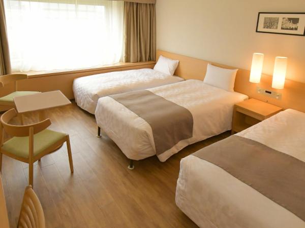 Sapporo View Hotel Odori Park : photo 2 de la chambre chambre lits jumeaux standard avec lit d'appoint - non-fumeurs
