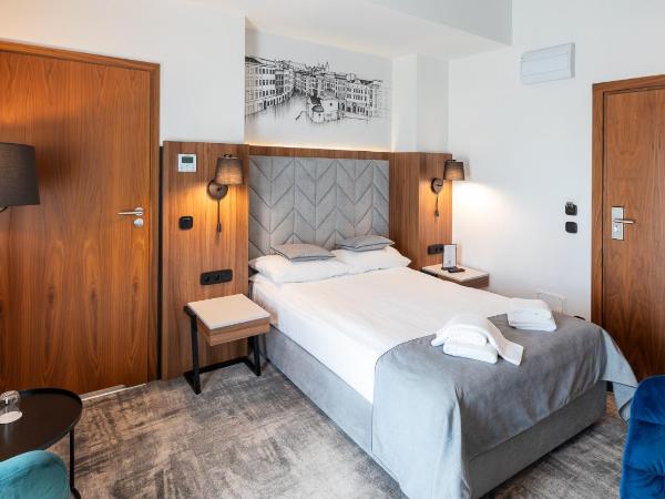 Garden Square Hotel : photo 3 de la chambre chambre double avec balcon