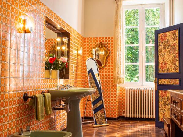 Maison de Maître avec Grand Parc arboré clos de murs : photo 5 de la chambre villa avec piscine privée