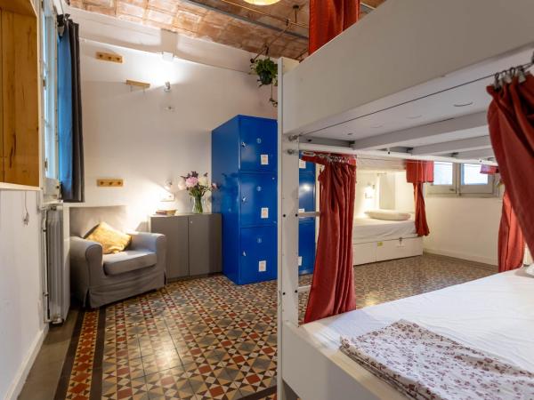 Primavera Hostel : photo 5 de la chambre lit simple dans dortoir à 6 lits