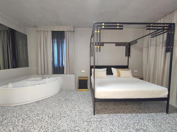 Hotel Nuvò : photo 7 de la chambre chambre double deluxe avec baignoire