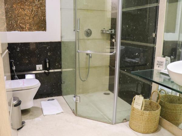 Hotel Eternity : photo 9 de la chambre chambre lit king-size supérieure