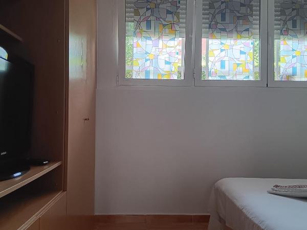 El Colmenar Habitaciones : photo 8 de la chambre chambre double avec salle de bains privative
