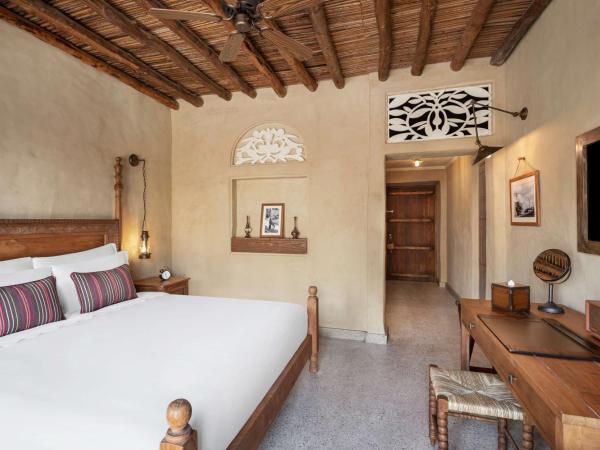 Al Seef Heritage Hotel Dubai, Curio Collection by Hilton : photo 1 de la chambre chambre lit queen-size heritage - accessible aux personnes à mobilité réduite