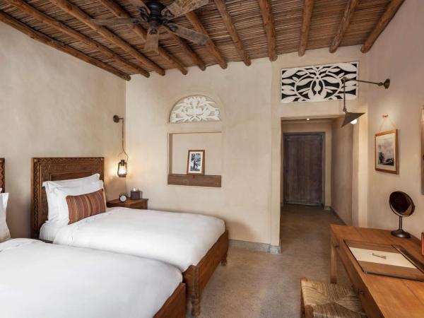 Al Seef Heritage Hotel Dubai, Curio Collection by Hilton : photo 3 de la chambre chambre familiale