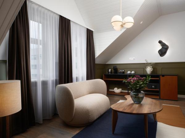 Alda Hotel Reykjavík : photo 3 de la chambre suite lit queen-size