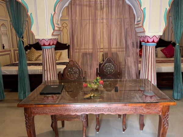 Rawla Mrignayani Palace : photo 6 de la chambre suite familiale