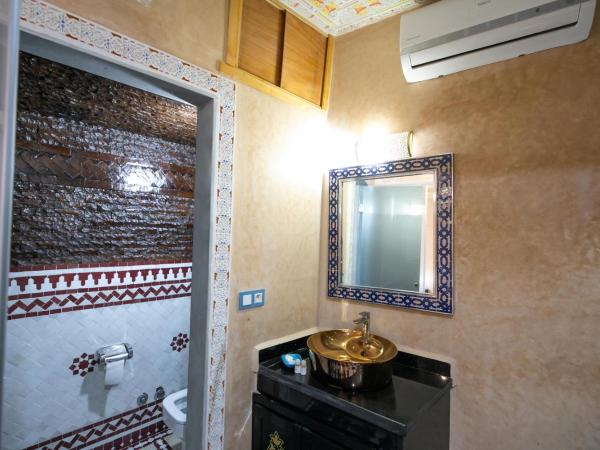 Hotel & Ryad DALILA : photo 1 de la chambre chambre deluxe double ou lits jumeaux